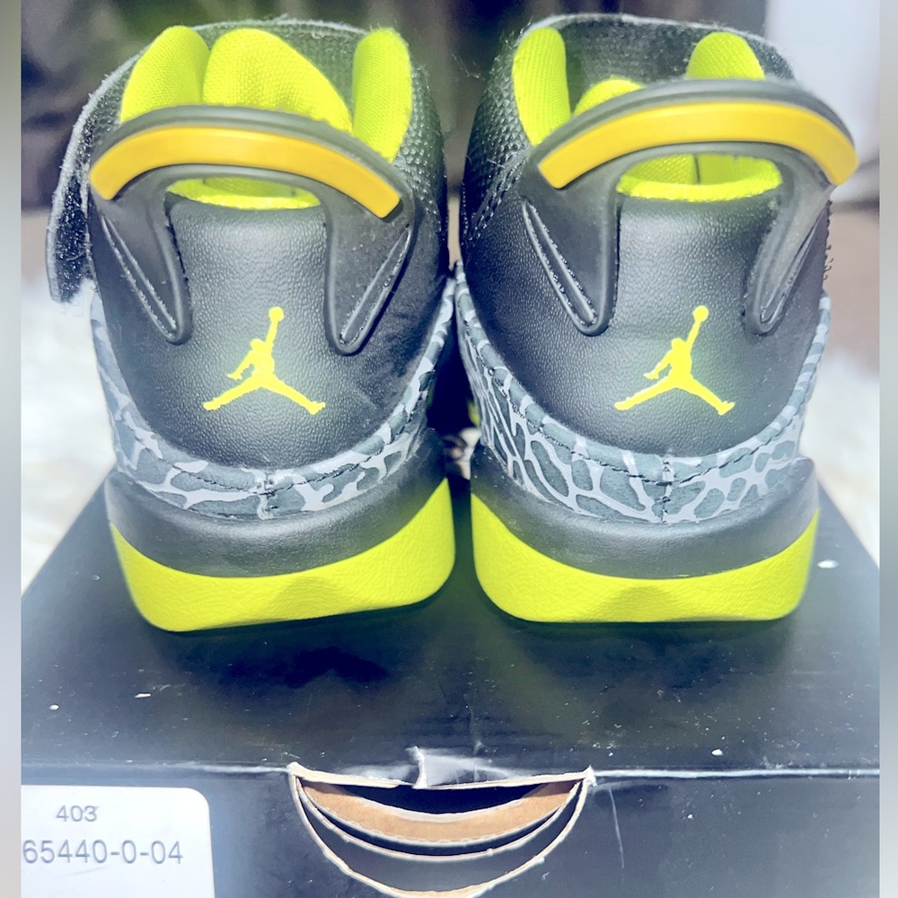 Jordan 6 Rings - Picture 2 of 6